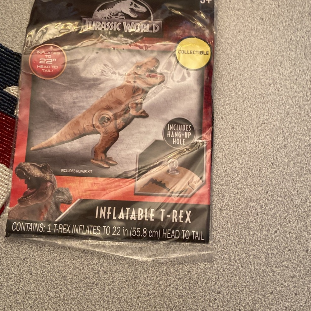 Inflatable t-Rex - Picture 3 of 4